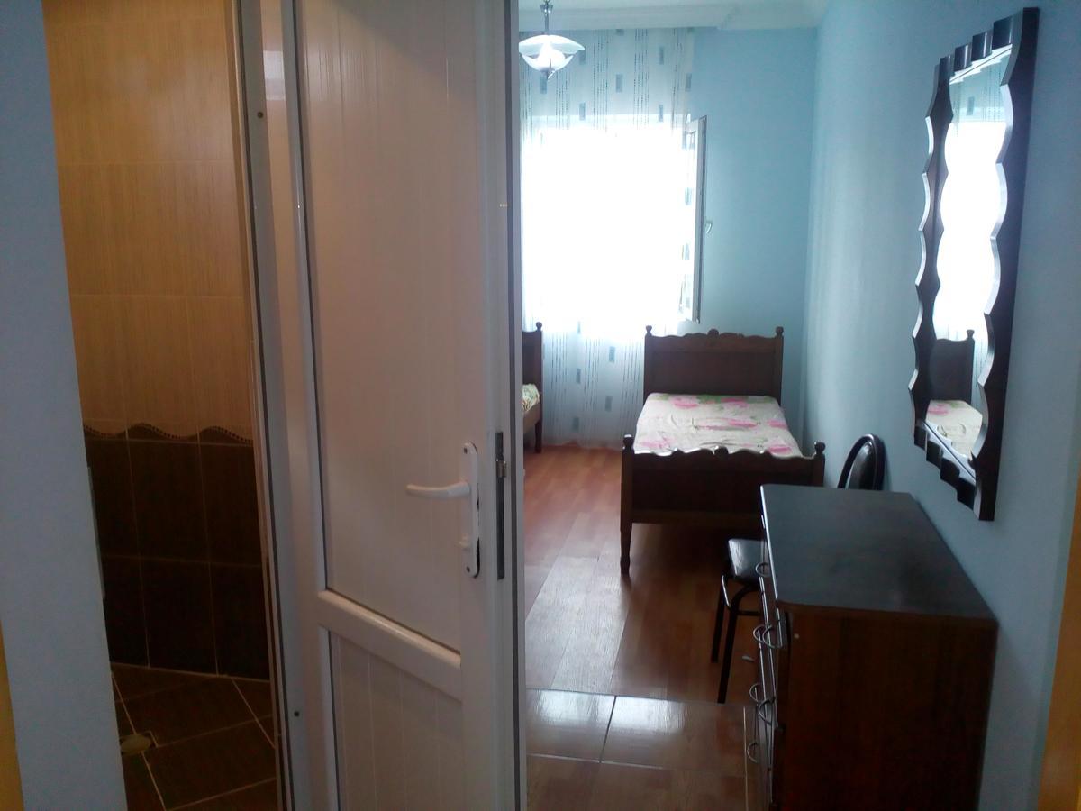Mini Hotel On Guramishvili 22 Kobuleti Bagian luar foto