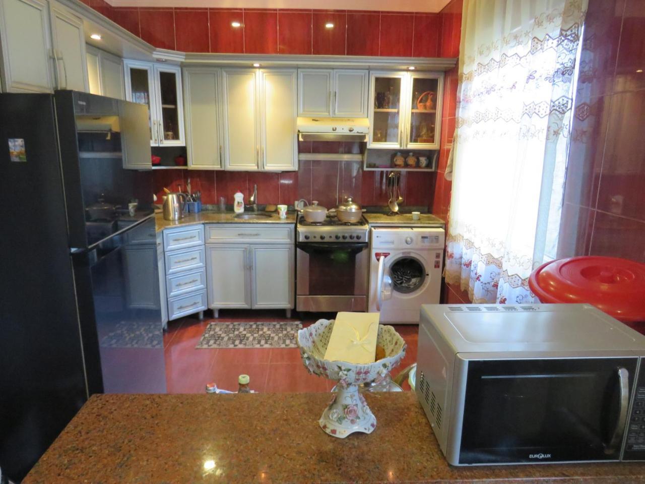 Mini Hotel On Guramishvili 22 Kobuleti Bagian luar foto
