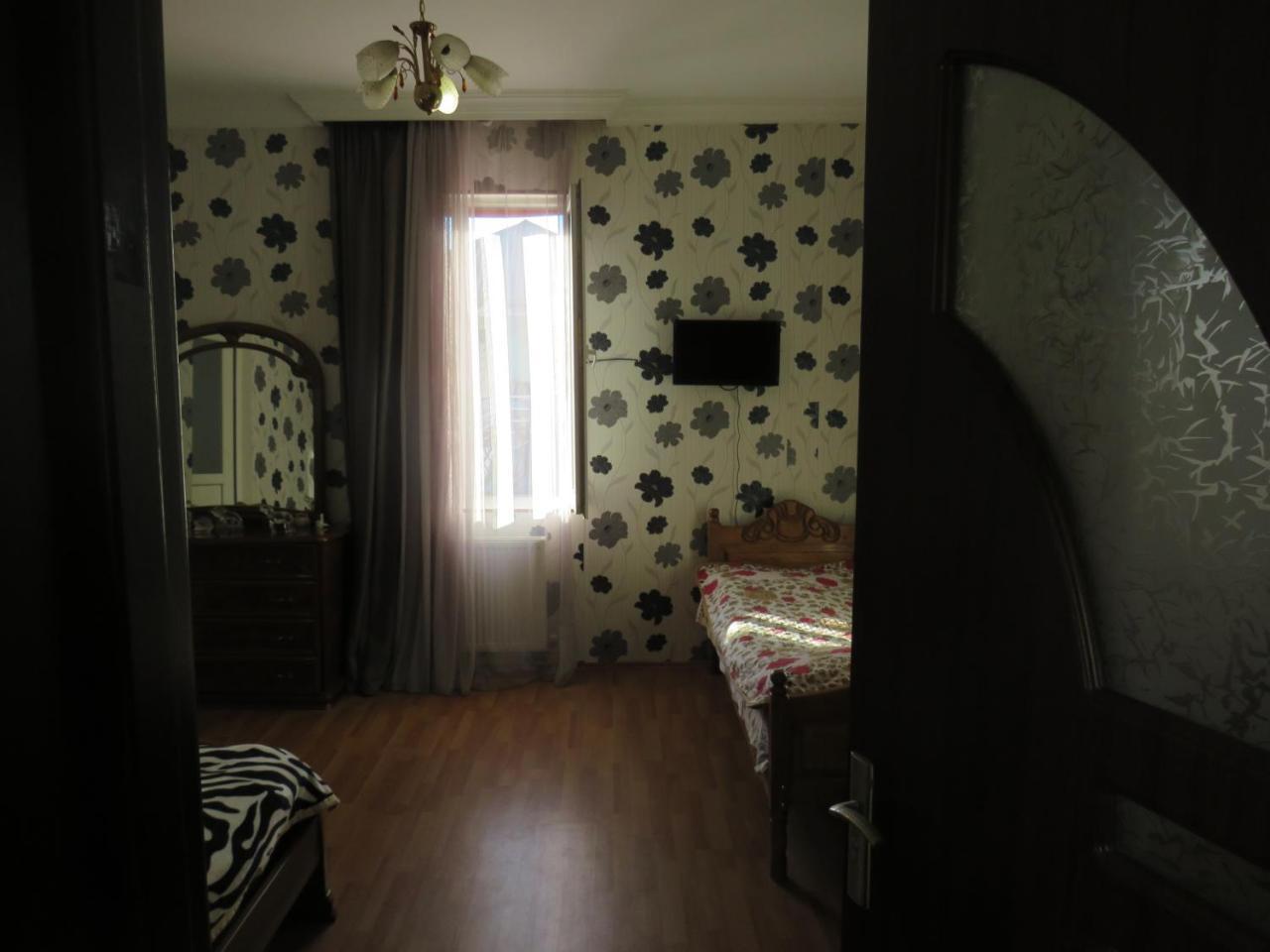 Mini Hotel On Guramishvili 22 Kobuleti Bagian luar foto
