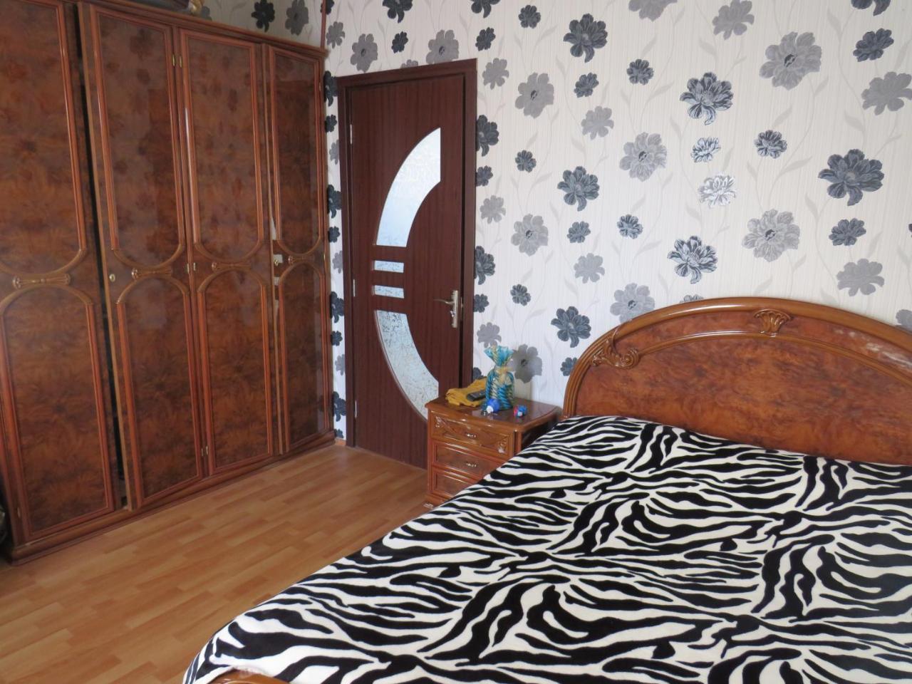 Mini Hotel On Guramishvili 22 Kobuleti Bagian luar foto